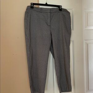 Kim Rogers Gray Patterned Cropped Ankle Pants